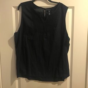 GAP SLEEVELESS BLOUSE